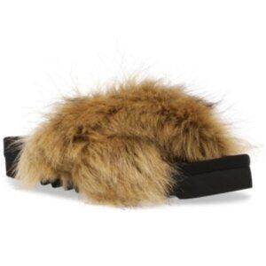 224) Steve Madden Womens Amari Faux Fur Footbed Sandals size 5